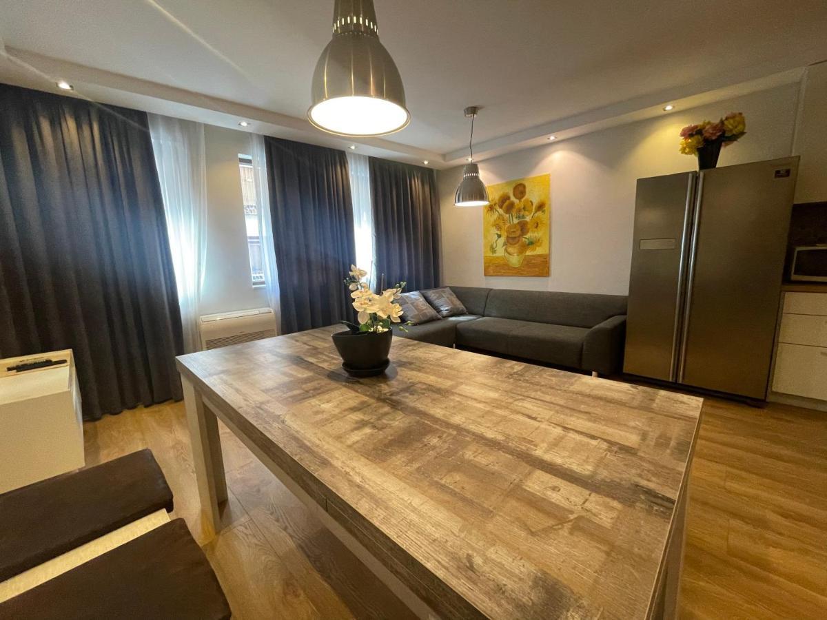 Luxury Apartments In Top City Center Varna 2 Екстериор снимка