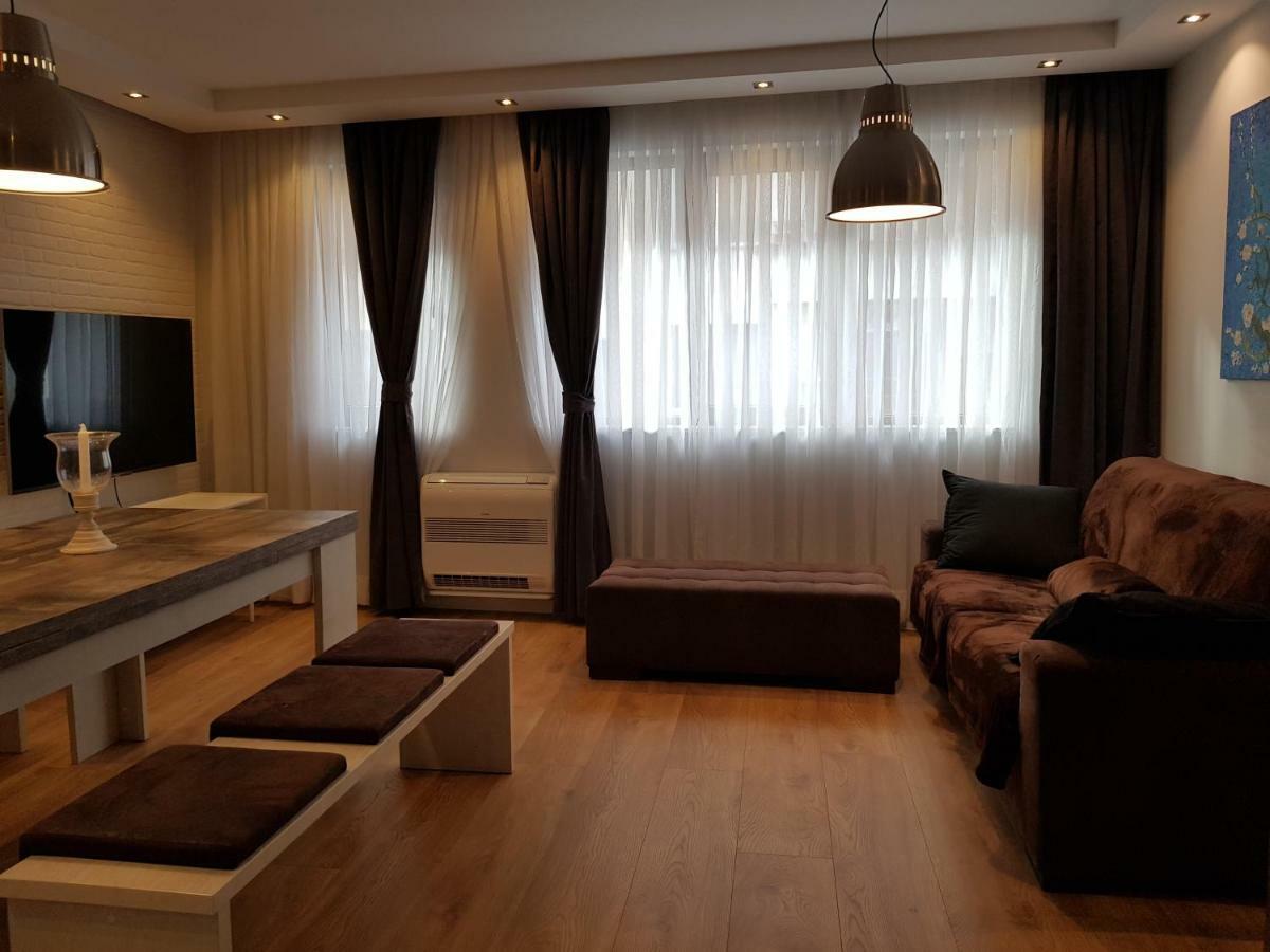Luxury Apartments In Top City Center Varna 2 Екстериор снимка
